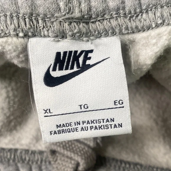 Nike Men's Size XL Gray Fleece Joggers - Comfortable Everyday Sweatpants - 1357 - Picture 9 of 12